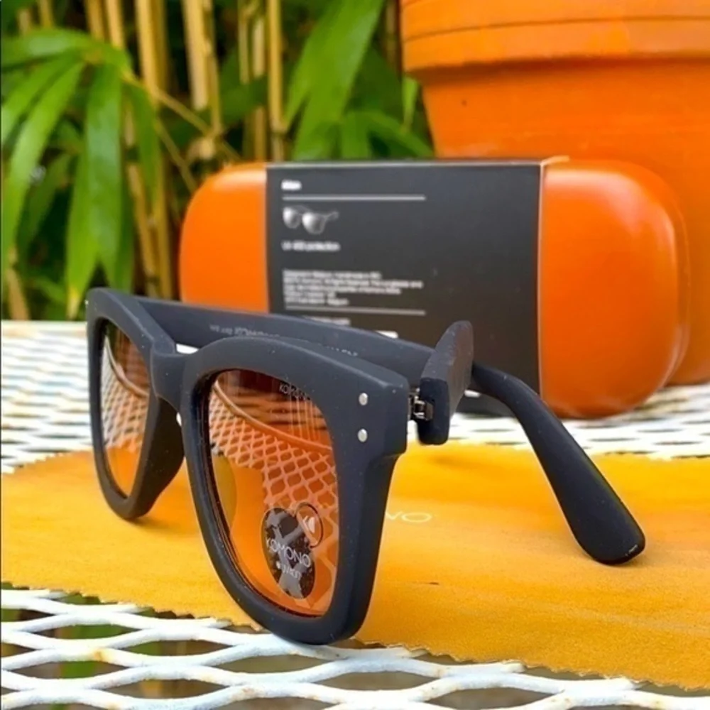 KOMONO SUNGLASSES BLACK wayfarer The Allen
